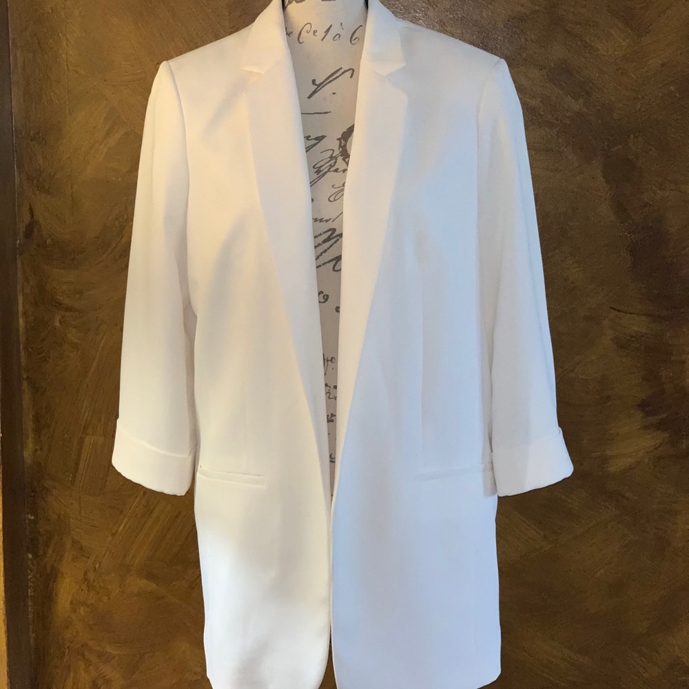 Express 3/4 Sleeve White Boyfriend Blazer